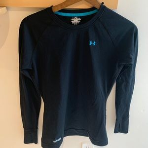 Under Armour black long sleeve base layer